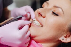 Coroa de Porcelana - Clínica Odontológica Dental Care